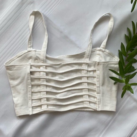 Garage Caged-Back Crop Top - Picture 2 of 2